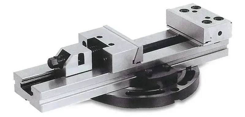 boukal1-3037430